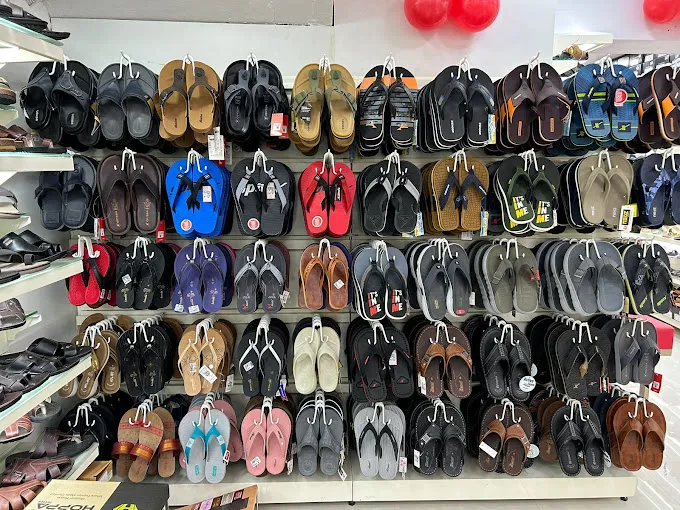 WALK & WAY Multi Brand Foot Wear